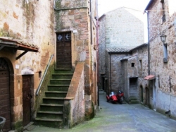 VENDESI Monolocale - Pitigliano - Centro storico