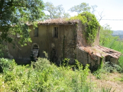 Casale di vecchissima costruzione