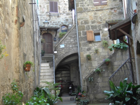 VENDESI Appartamento - Pitigliano GR - Centro storico