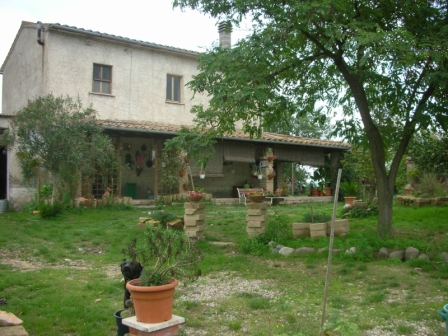 VENDESI Casa di campagna con terreno - Pitigliano GR - Campagna