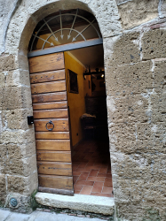 via Zuccarelli