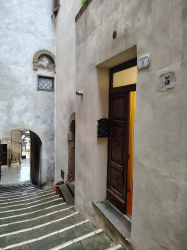 vicolo Manin, 8
