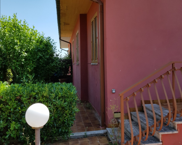 Villa bifamiliare in vendita a Pitigliano